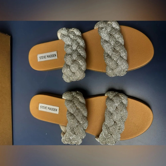 Steve Madden Dolay Sandals Slip on with rhinestone design - Picture 3 of 14